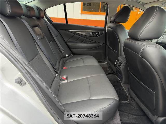 Nissan SKYLINE 2016-02 8337897-25
