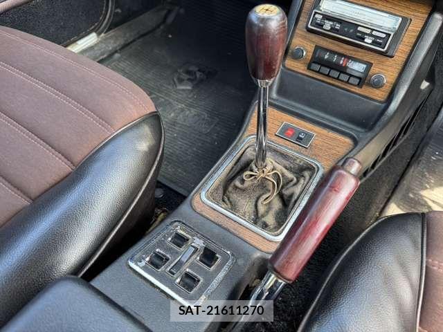 Nissan SKYLINE 1973-11 8368727-10