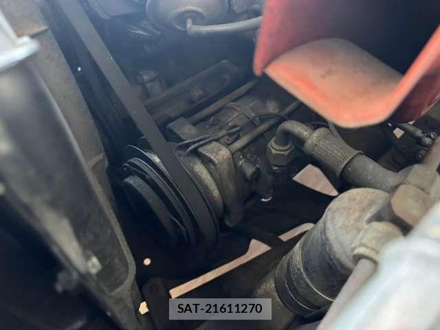 Nissan SKYLINE 1973-11 8368727-13