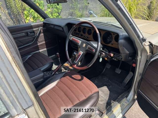 Nissan SKYLINE 1973-11 8368727-4