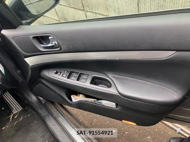 Nissan SKYLINE 2010-01 8372191-11