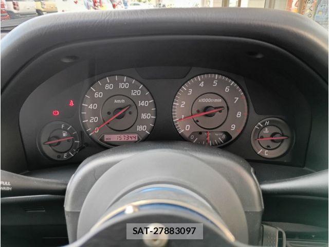 Nissan SKYLINE 2000-02 8414978-19