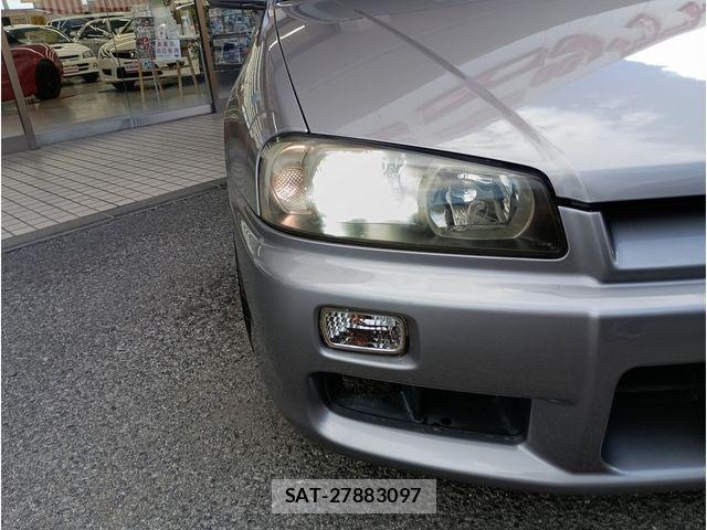 Nissan SKYLINE 2000-02 8414978-4