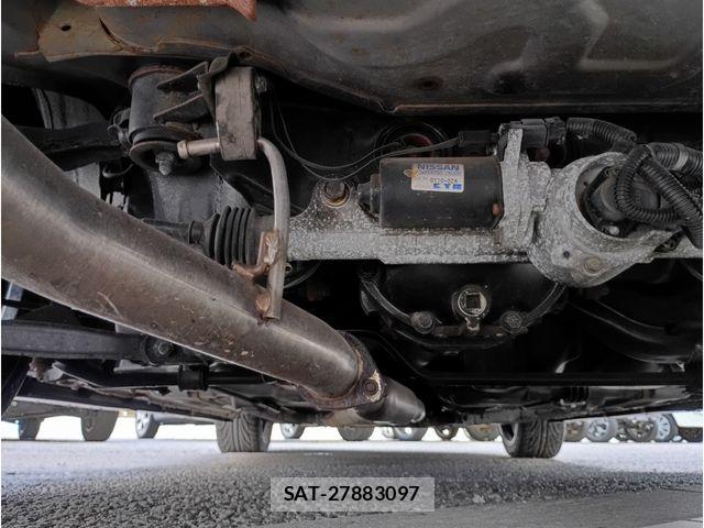 Nissan SKYLINE 2000-02 8414978-8