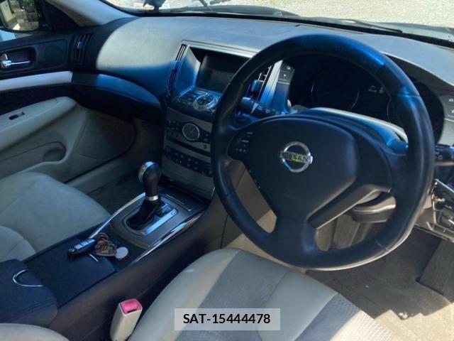 Nissan SKYLINE 2012-12 8414989-12