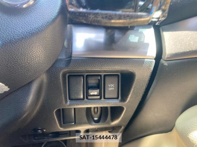 Nissan SKYLINE 2012-12 8414989-17