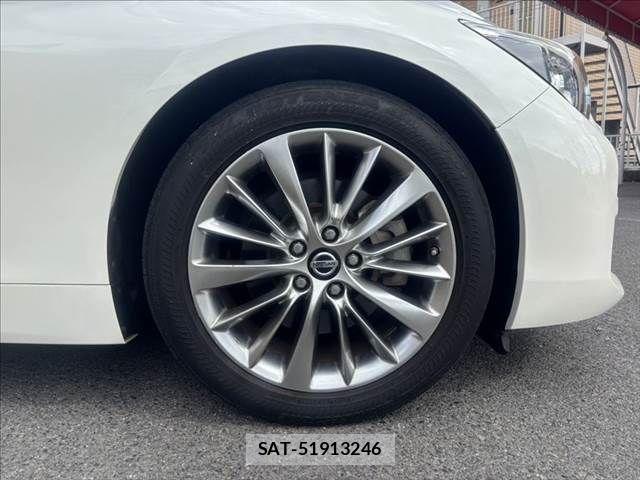 Nissan SKYLINE 2019-09 8414980-12