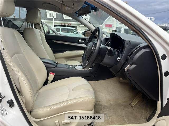 Nissan SKYLINE 2013-11 8414988-9