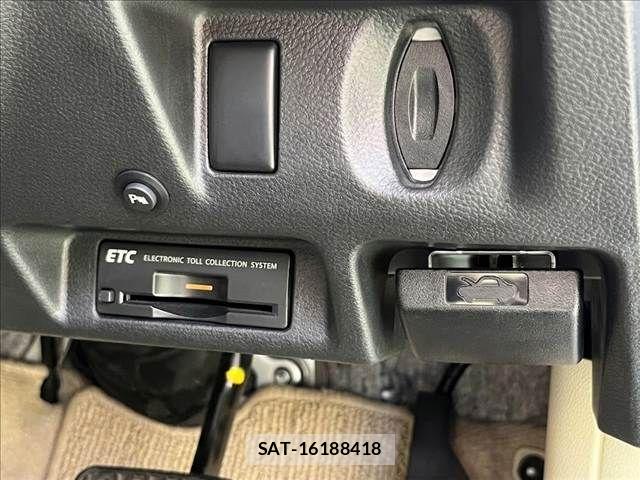 Nissan SKYLINE 2013-11 8414988-20