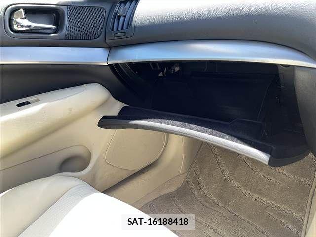 Nissan SKYLINE 2013-11 8414988-29
