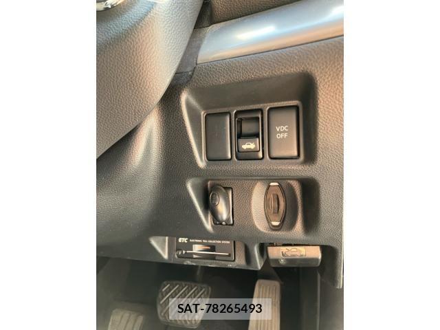 Nissan SKYLINE 2011-10 8414992-12