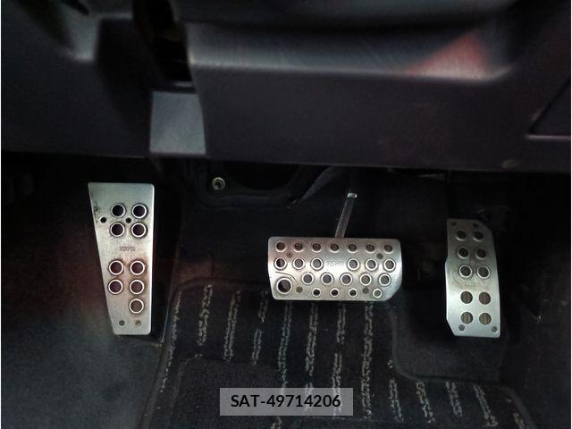 Nissan SKYLINE 1998-12 8414979-16