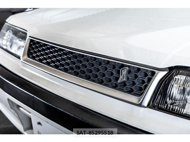 Nissan SKYLINE 1988-11 8527384-17