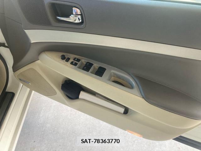 Nissan SKYLINE 2007-11 8563557-11