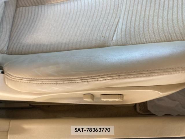 Nissan SKYLINE 2007-11 8563557-17