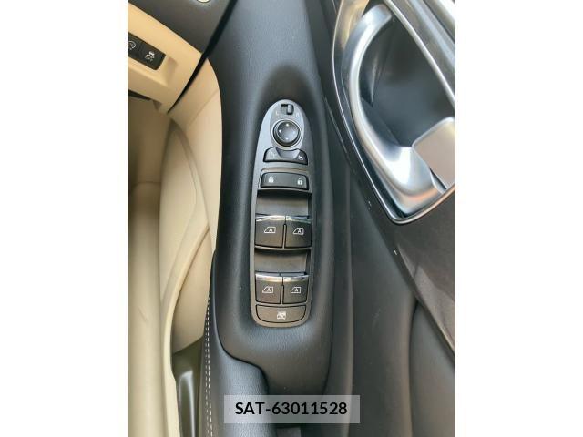 Nissan SKYLINE 2016-11 8628910-15