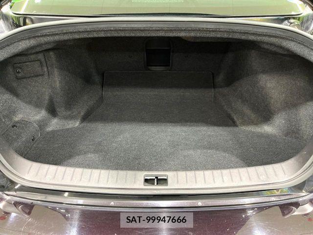 Nissan SKYLINE 2014-06 8628908-9