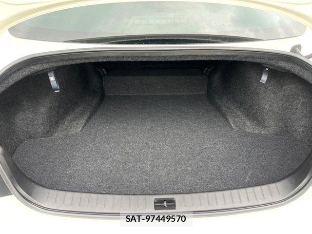 Nissan SKYLINE 2019-09 8666915-11