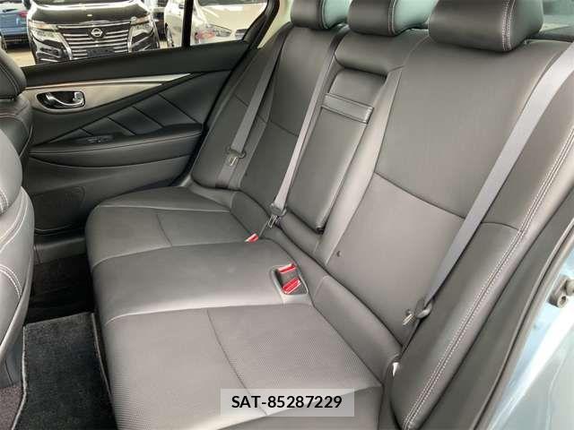 Nissan SKYLINE 2018-10 8686568-13