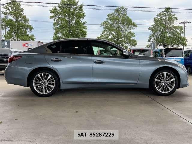 Nissan SKYLINE 2018-10 8686568-5