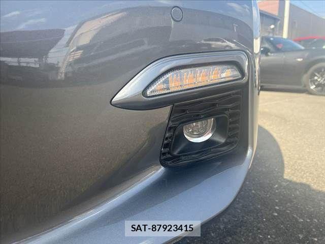 Nissan SKYLINE 2020-04 8686567-22