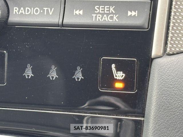 Nissan SKYLINE 2015-08 8782069-13