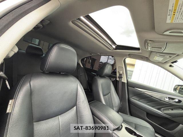 Nissan SKYLINE 2015-08 8782069-2
