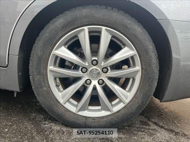 Nissan SKYLINE 2015-07 8782071-28
