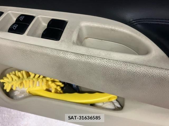 Nissan SKYLINE 2011-09 8797497-13