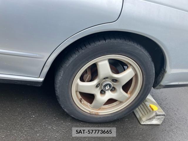 Nissan SKYLINE 1989-09 8831618-14