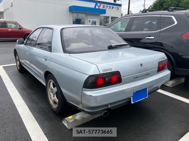 Nissan SKYLINE 1989-09 8831618-3