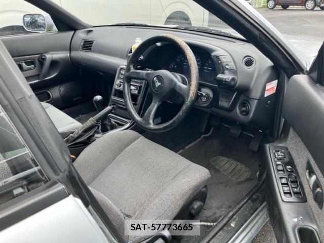 Nissan SKYLINE 1989-09 8831618-4
