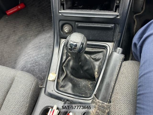 Nissan SKYLINE 1989-09 8831618-6