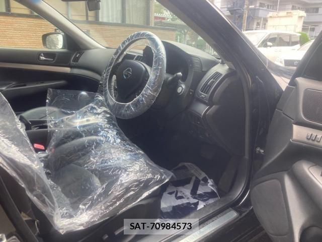 Nissan SKYLINE 2012-02 8831630-12