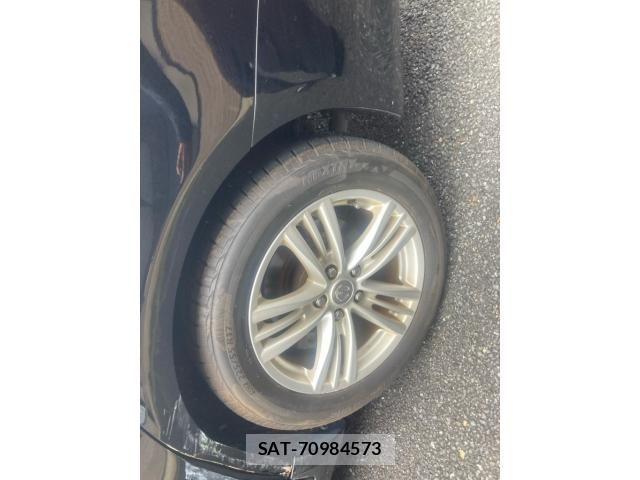 Nissan SKYLINE 2012-02 8831630-7