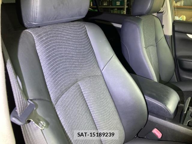 Nissan SKYLINE 2007-10 8831629-14