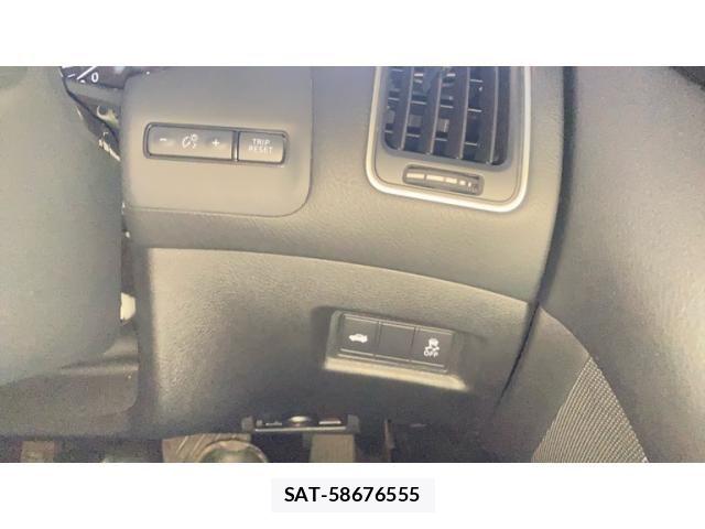 Nissan SKYLINE 2020-01 8831621-23