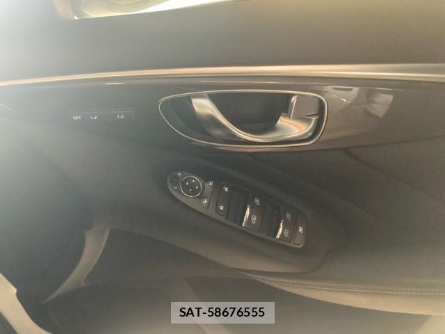 Nissan SKYLINE 2020-01 8831621-8