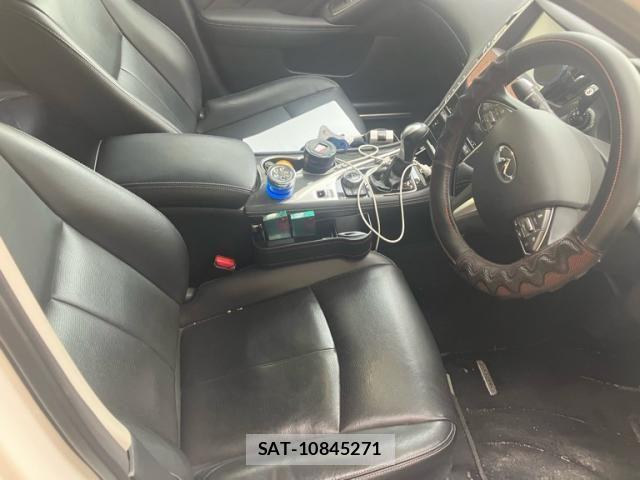 Nissan SKYLINE 2014-09 8882194-12