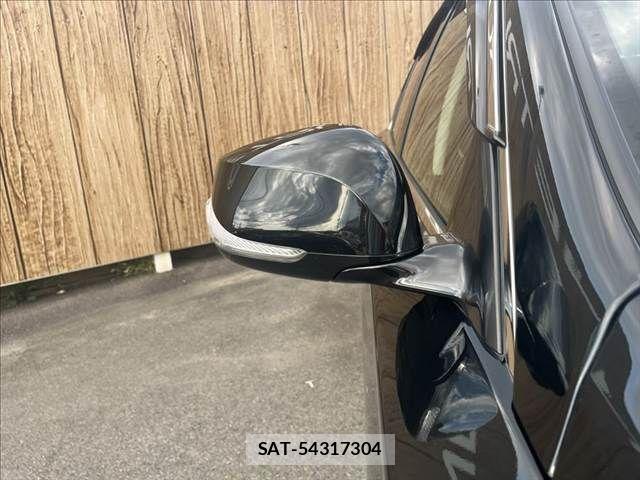 Nissan SKYLINE 2022-05 8882189-24
