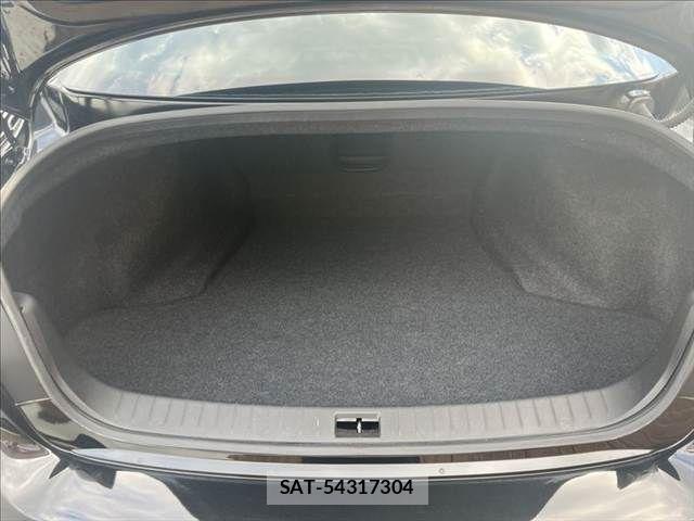 Nissan SKYLINE 2022-05 8882189-8