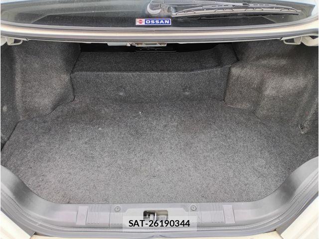 Nissan SKYLINE 2000-06 8884358-23