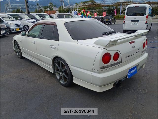 Nissan SKYLINE 2000-06 8884358-5