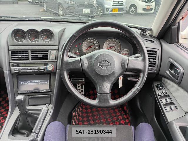 Nissan SKYLINE 2000-06 8884358-7