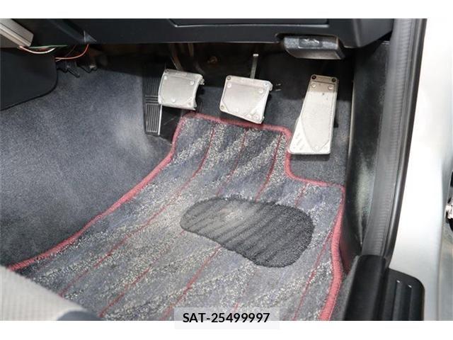 Nissan SKYLINE COUPE 1999-02 1180244-11
