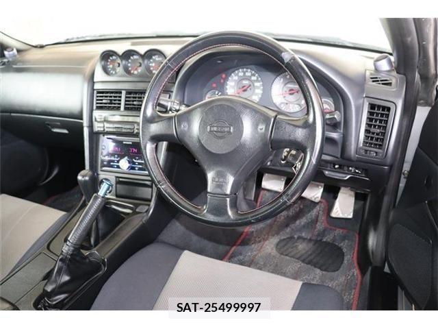 Nissan SKYLINE COUPE 1999-02 1180244-12