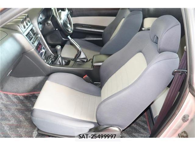 Nissan SKYLINE COUPE 1999-02 1180244-7