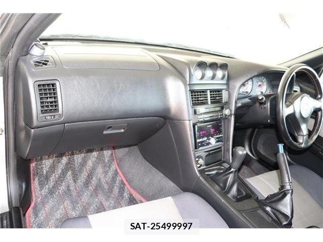 Nissan SKYLINE COUPE 1999-02 1180244-8