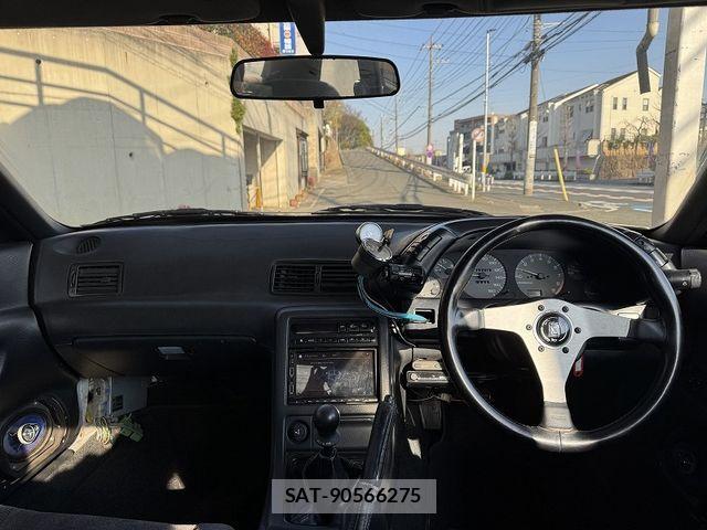 Nissan SKYLINE COUPE 1991-06 4758094-1