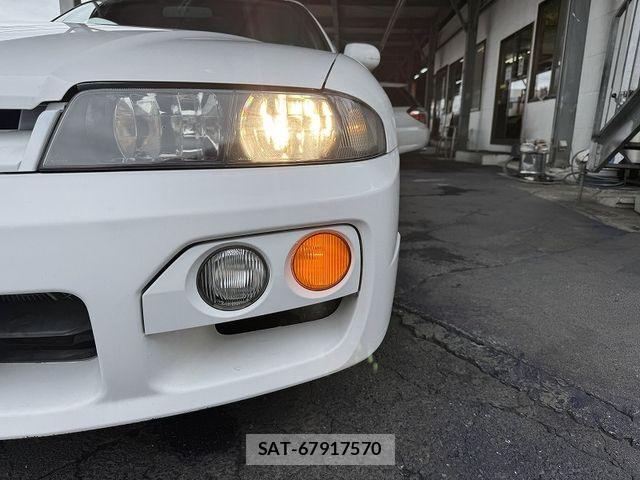 Nissan SKYLINE COUPE 1997-12 4984925-19